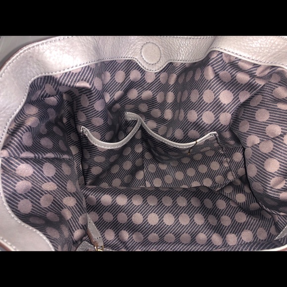 Vince Camino Medium Shoulder Bag - Picture 8 of 8